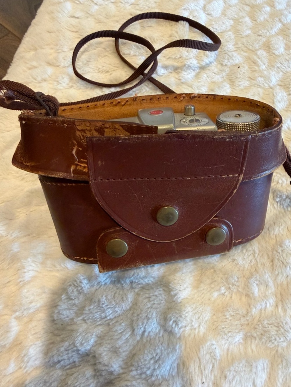 VINTAGE KODAK PONY 135 MODEL C CAMERA W/BRN LEATHER CASE POOR COND. UNTESTED - Picture 14 of 14
